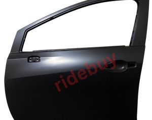 NISSAN Versa 2021-2026