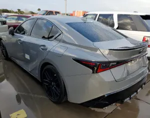 LEXUS IS 300 2021 2.0 - 5