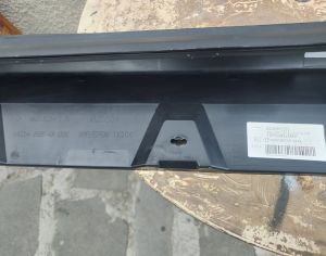 MERCEDES-BENZ GLC 300 2023-2025 - 4