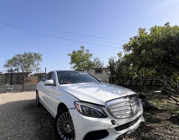 MERCEDES-BENZ C 300 2016 2.0 - 7