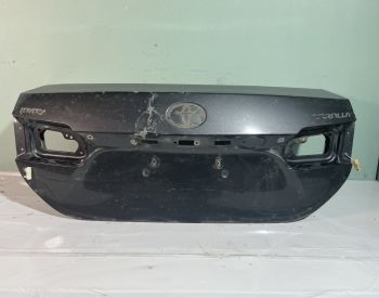 TOYOTA Corolla 2014-2017 - 1