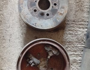 TOYOTA Noah 2001-2006