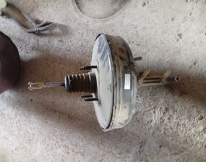 TOYOTA Noah 2001-2006