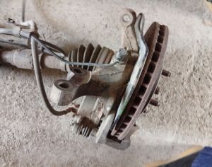 TOYOTA Noah 2001-2006