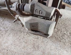 TOYOTA Noah 2001-2006