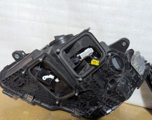 MERCEDES-BENZ C 300 2018-2020 - 4