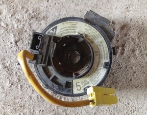 TOYOTA Noah 2001-2006 - 2