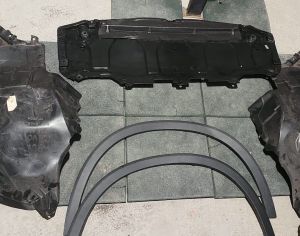 MERCEDES-BENZ GLC 300 2024 2.0 - 7