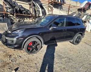 PORSCHE Cayenne 2017 3.6 - 8