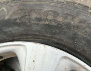 R18 235/60 All Seasons - 2