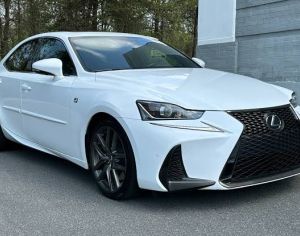 LEXUS IS 200 2017-2019