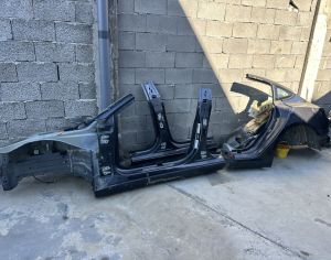 TESLA Model 3 2024-2025