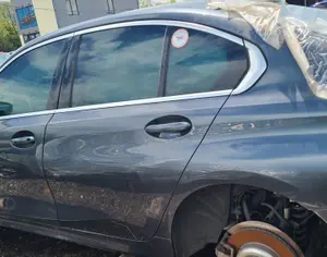BMW 330 2018-2026 - 3