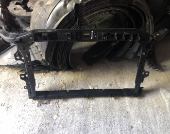 HYUNDAI Elantra 2016-2018 - 2
