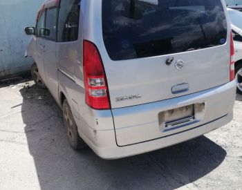 NISSAN Serena 2001-2005 - 1