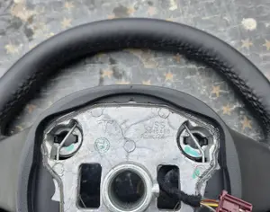TESLA Model 3 2021-2023 - 4