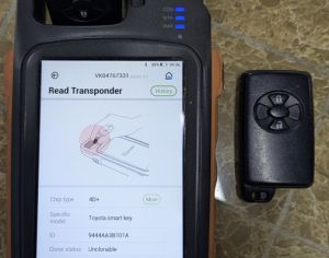 Toyota Vitz smart key - 2