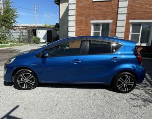 TOYOTA Aqua 2011-2016 - 1