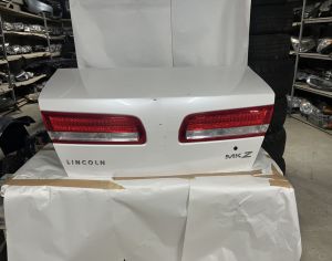 LINCOLN MKZ 2010-2012 - 1