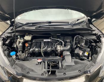 HONDA Vezel 2016 1.5 - 9