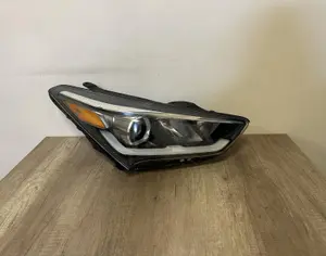 HYUNDAI Santa FE 2015-2017 - 1
