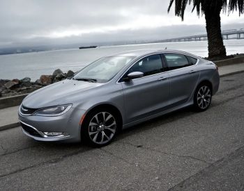 CHRYSLER 200 2011-2017 - 4