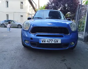 Countryman იშლება .1.6 ტურბო კვადრო 2011