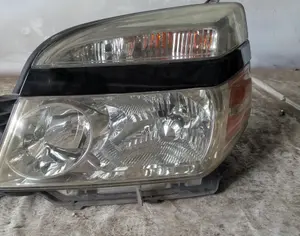 TOYOTA VOXY 2004-2007 - 3