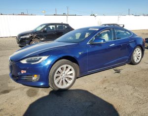 TESLA Model S 2018 0.1