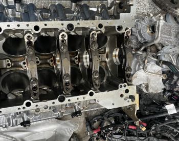 BMW 750 2015-2023
