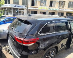 TOYOTA Highlander 2017 3.5 - 3