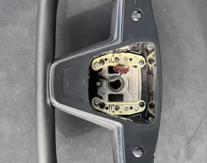 TESLA Model S 2021-2026