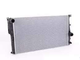 F30 2012-2015 წყლის რადიატორი. 558-121-999