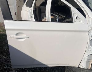 MITSUBISHI Outlander 2018 2.4 - 2