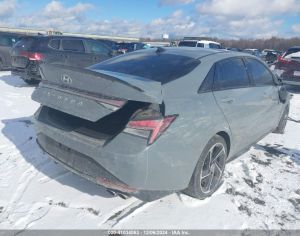 HYUNDAI Elantra 2022 1.6 - 2
