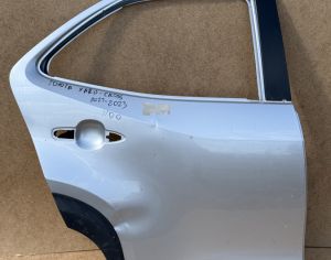 TOYOTA Yaris 2020-2024