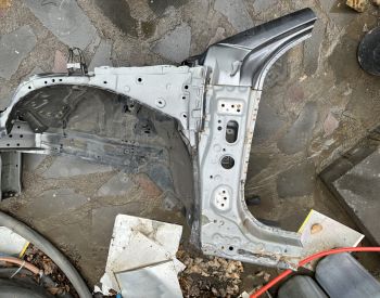 LEXUS UX 200 2018-2023 - 4