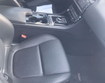 JAGUAR XE 2016 3.0 - 5