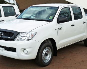 TOYOTA Hilux 2010 2.5