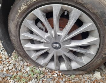 Hyundai sonata Limited   1 ცალი 250 ლ