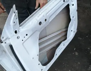 TESLA Model Y 2018-2026 - 2