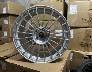 R21 BMW 750 2010-2018