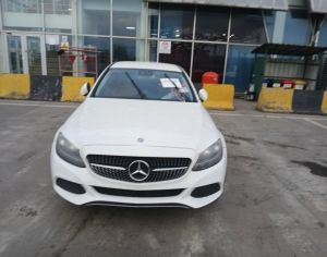 MERCEDES-BENZ C 300 2016 2.0