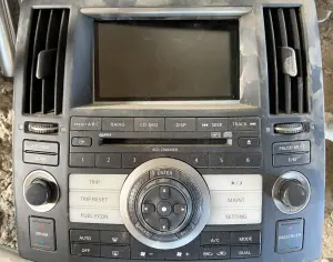 INFINITI FX35 - 2