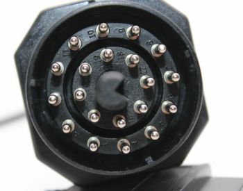 Compatible with all manufacturers - 4