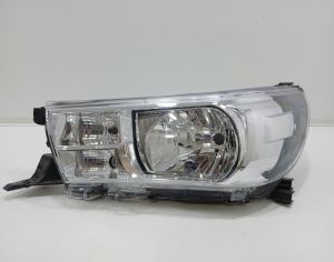 TOYOTA Hilux 2015-2019 - 1