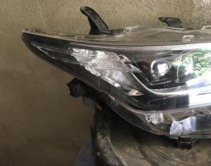TOYOTA Auris 2015-2020 - 2