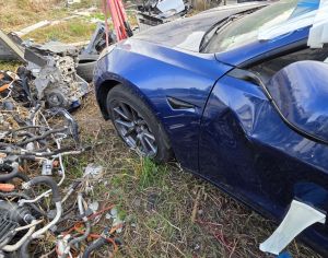 TESLA Model 3 2017-2023