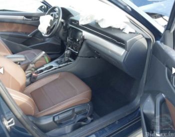 VOLKSWAGEN Passat 2021 2.0 - 4