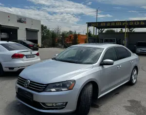 VOLKSWAGEN Passat 2013 2.0